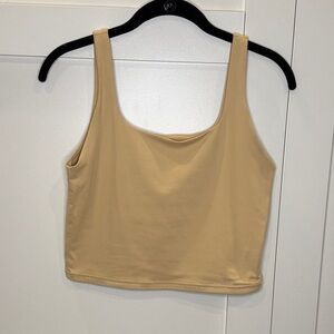 Amazon Women's Beige Scoop Neck Crop Tank Top